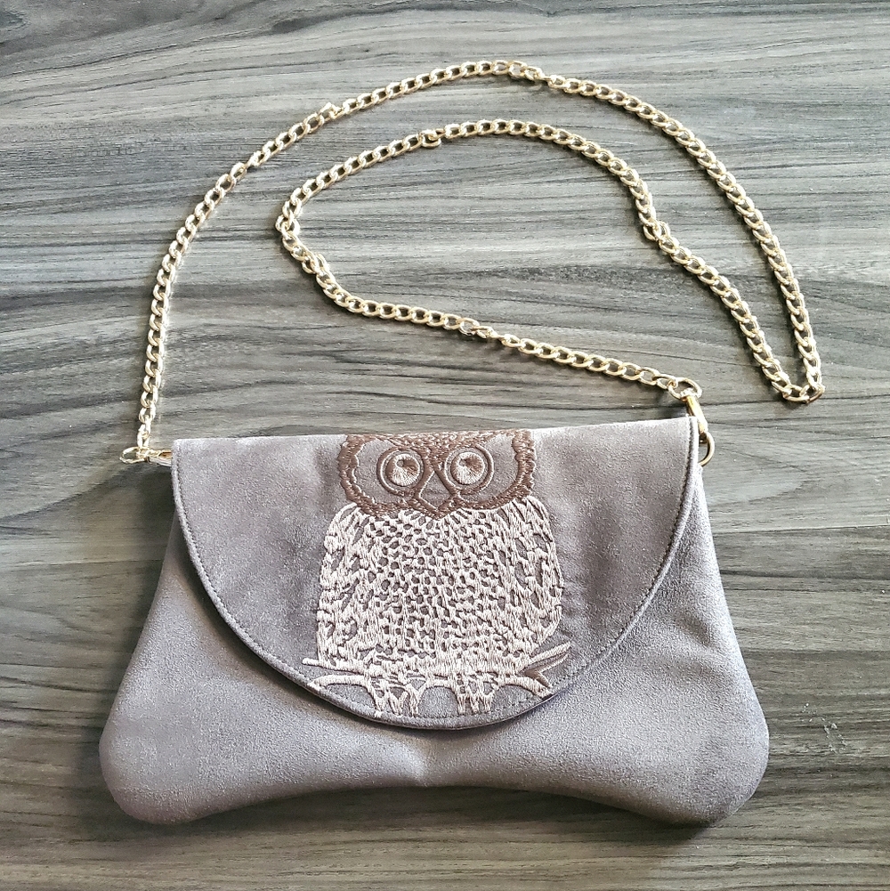 Silver Gray Owl Clutch